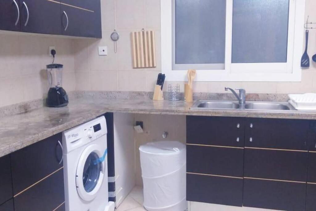 Lovely 1-bedroom In The Heart Of Marina Appartement *