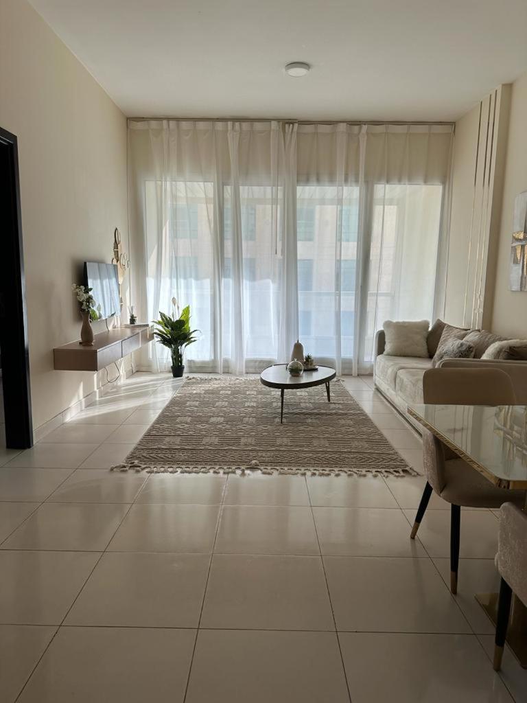 Lovely 1-bedroom In The Heart Of Marina Appartement Dubai